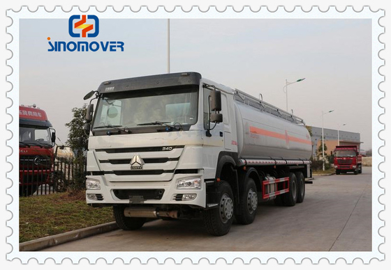 Sinotruk Howo 30000L 6000 Gallon Oil Transporter Truck